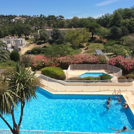 Au Calme Dans Hameau Fleuri Joli Studio 3 Pers Piscine Parking Wi-Fi 旺斯 外观 照片