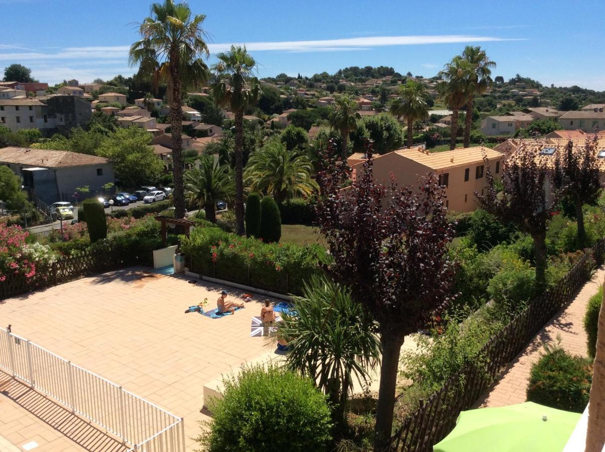 Au Calme Dans Hameau Fleuri Joli Studio 3 Pers Piscine Parking Wi-Fi 旺斯 外观 照片